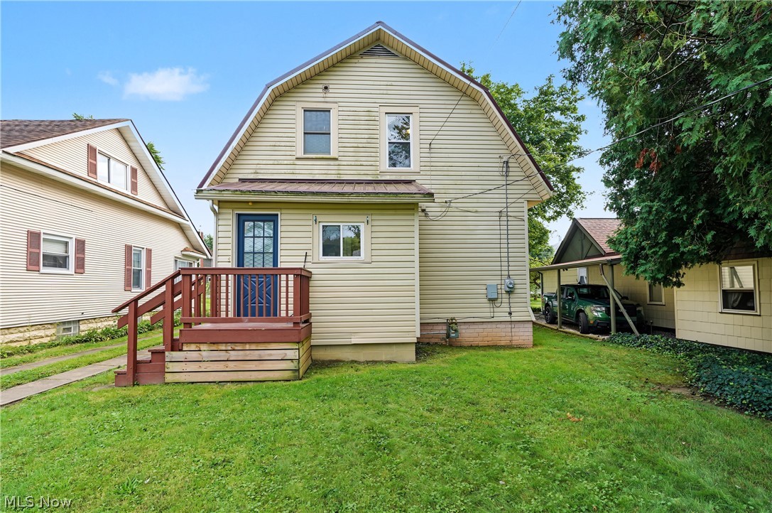 346 W Indiana Avenue Sebring OH 44672