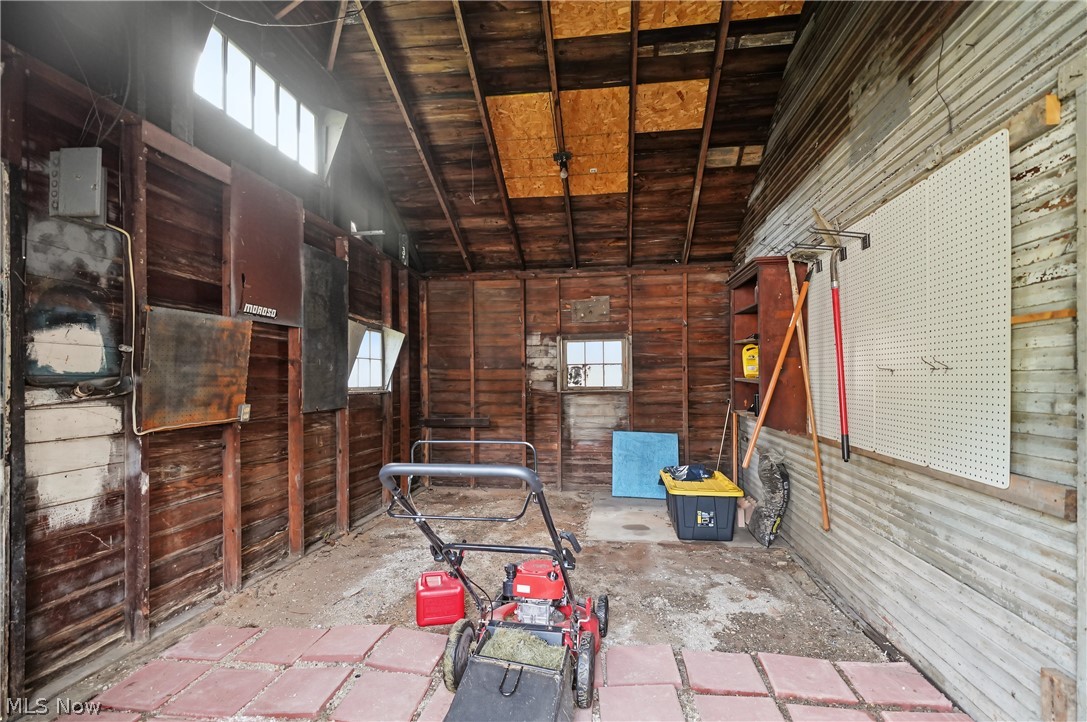 346 W Indiana Avenue Sebring OH 44672