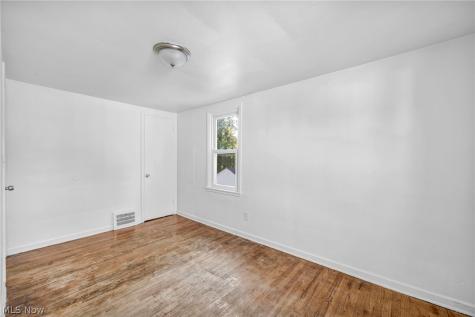 2140 Garfield Boulevard Lorain OH 44052