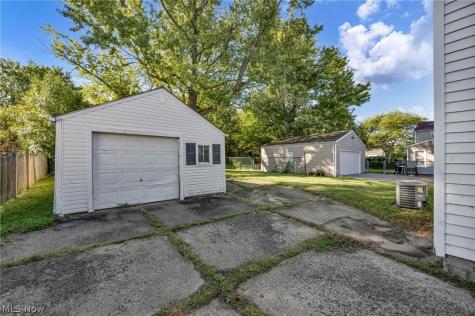 2140 Garfield Boulevard Lorain OH 44052