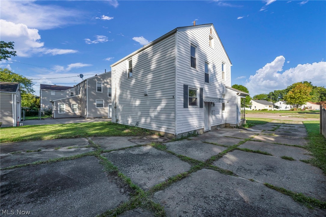 2140 Garfield Boulevard Lorain OH 44052