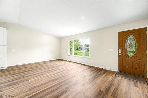 913 Sherwood Drive Macedonia OH 44056