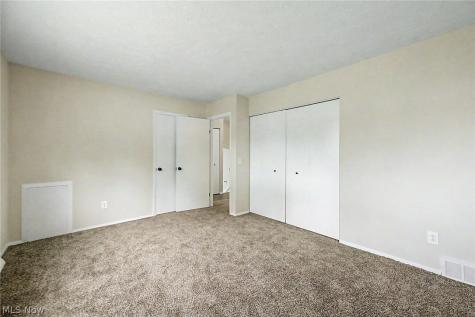 913 Sherwood Drive Macedonia OH 44056