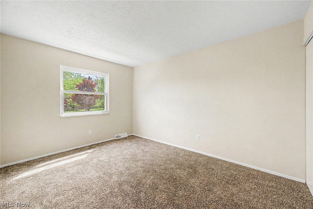 913 Sherwood Drive Macedonia OH 44056