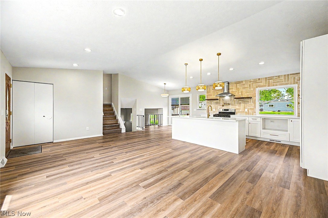 913 Sherwood Drive Macedonia OH 44056
