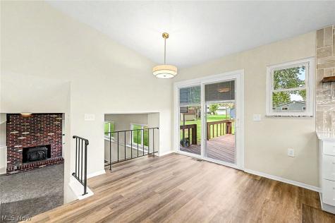 913 Sherwood Drive Macedonia OH 44056