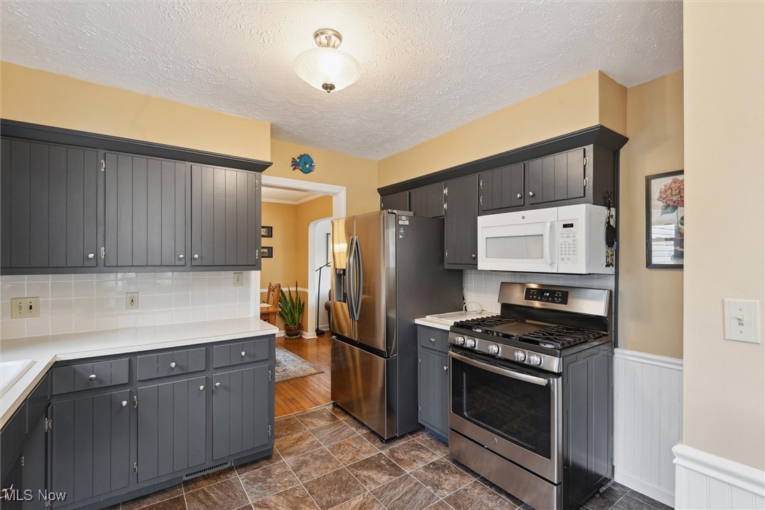 2661 Graham Avenue Akron OH 44312