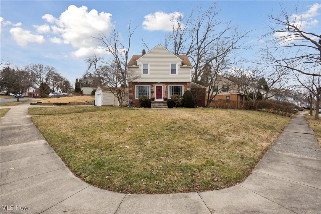 2661 Graham Avenue Akron OH 44312