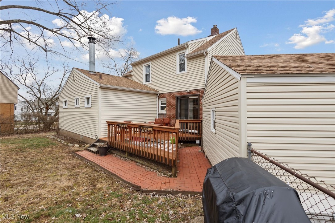 2661 Graham Avenue Akron OH 44312