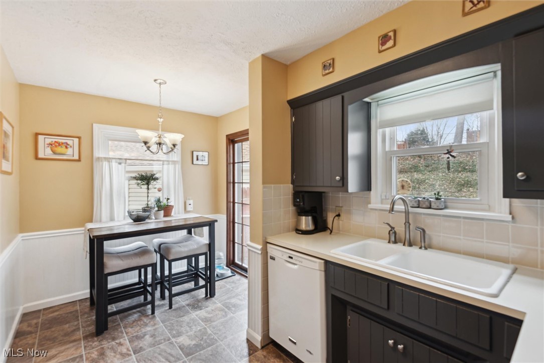 2661 Graham Avenue Akron OH 44312