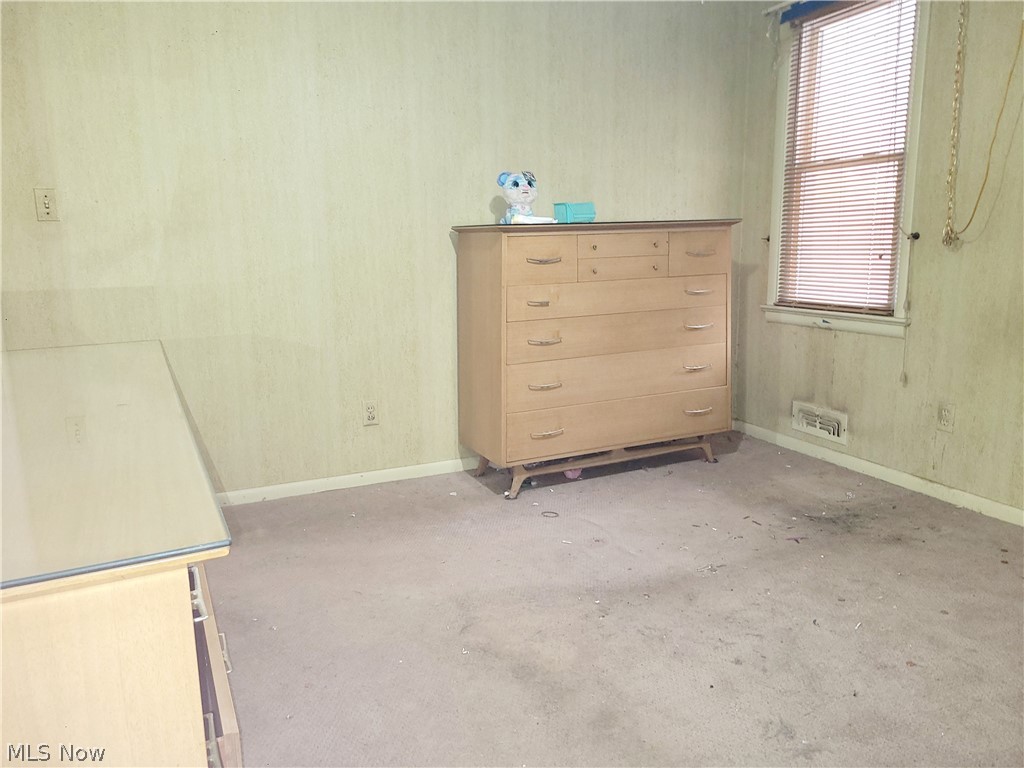 4388 Adrian South Euclid OH 44121