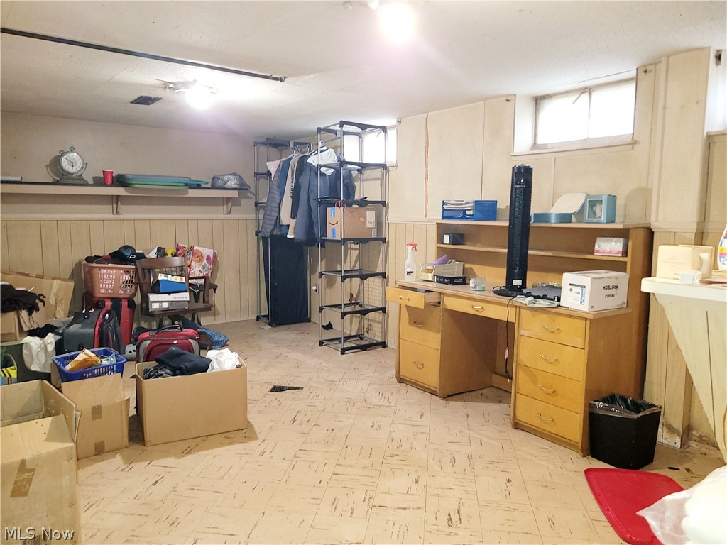 4388 Adrian South Euclid OH 44121