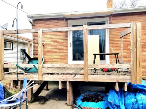 4388 Adrian South Euclid OH 44121
