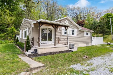 3771 S Turkeyfoot Road New Franklin OH 44319
