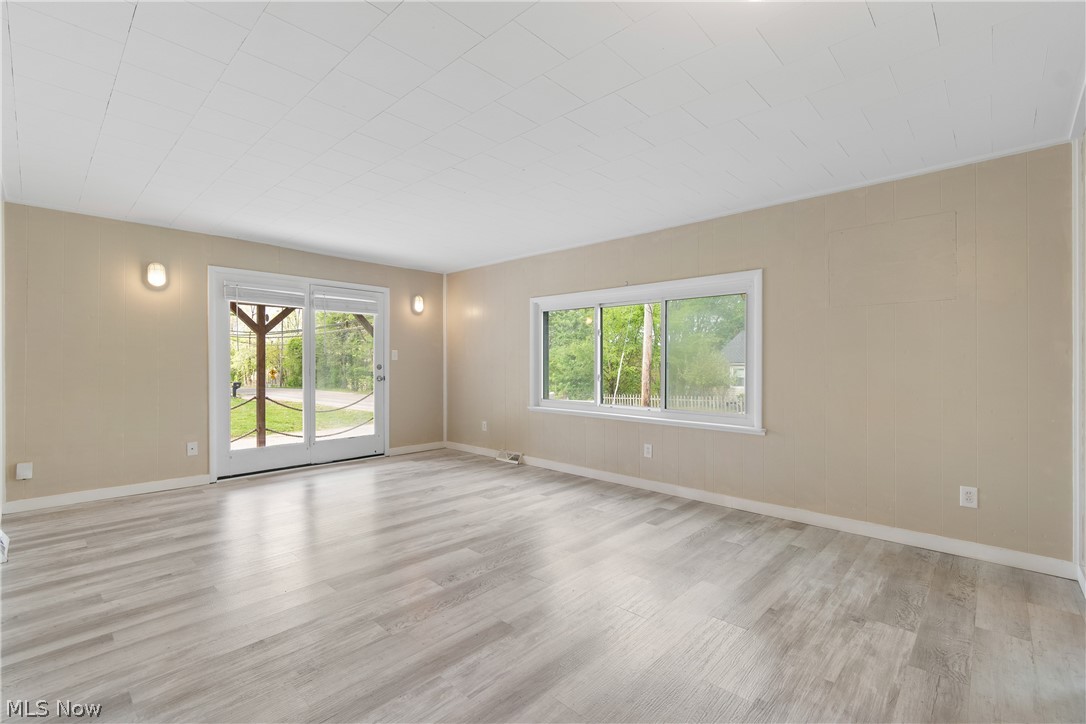 3771 S Turkeyfoot Road New Franklin OH 44319