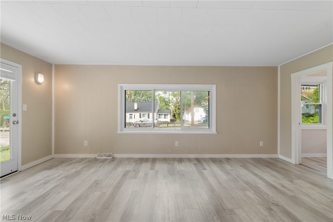 3771 S Turkeyfoot Road New Franklin OH 44319