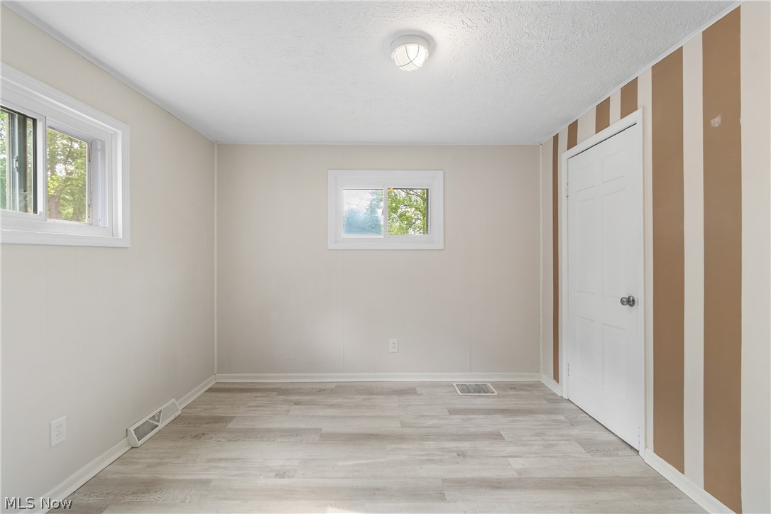3771 S Turkeyfoot Road New Franklin OH 44319