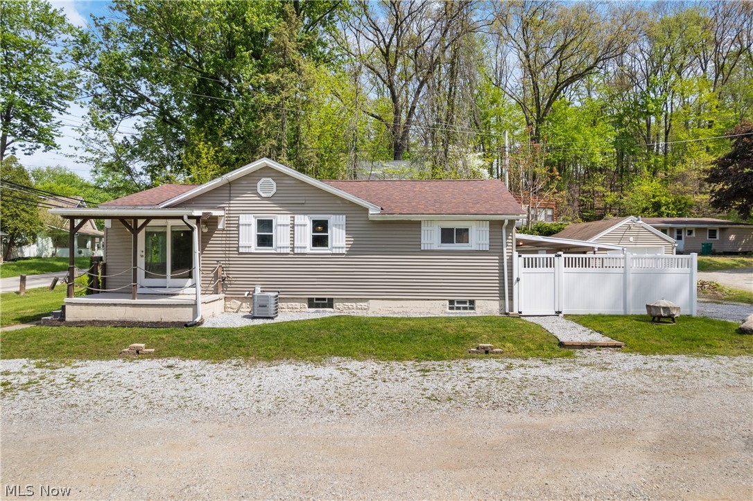 3771 S Turkeyfoot Road New Franklin OH 44319