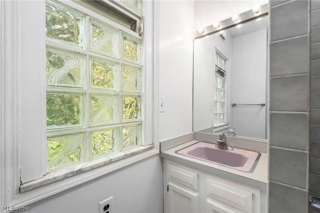 3341 Euclid Heights Boulevard Cleveland Heights OH 44118