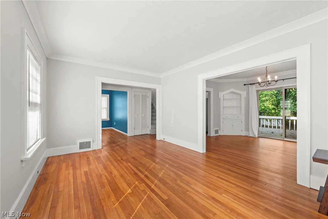 3341 Euclid Heights Boulevard Cleveland Heights OH 44118