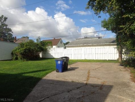 4306 Newberry Drive Brooklyn OH 44144