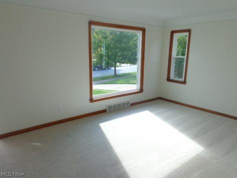 4306 Newberry Drive Brooklyn OH 44144