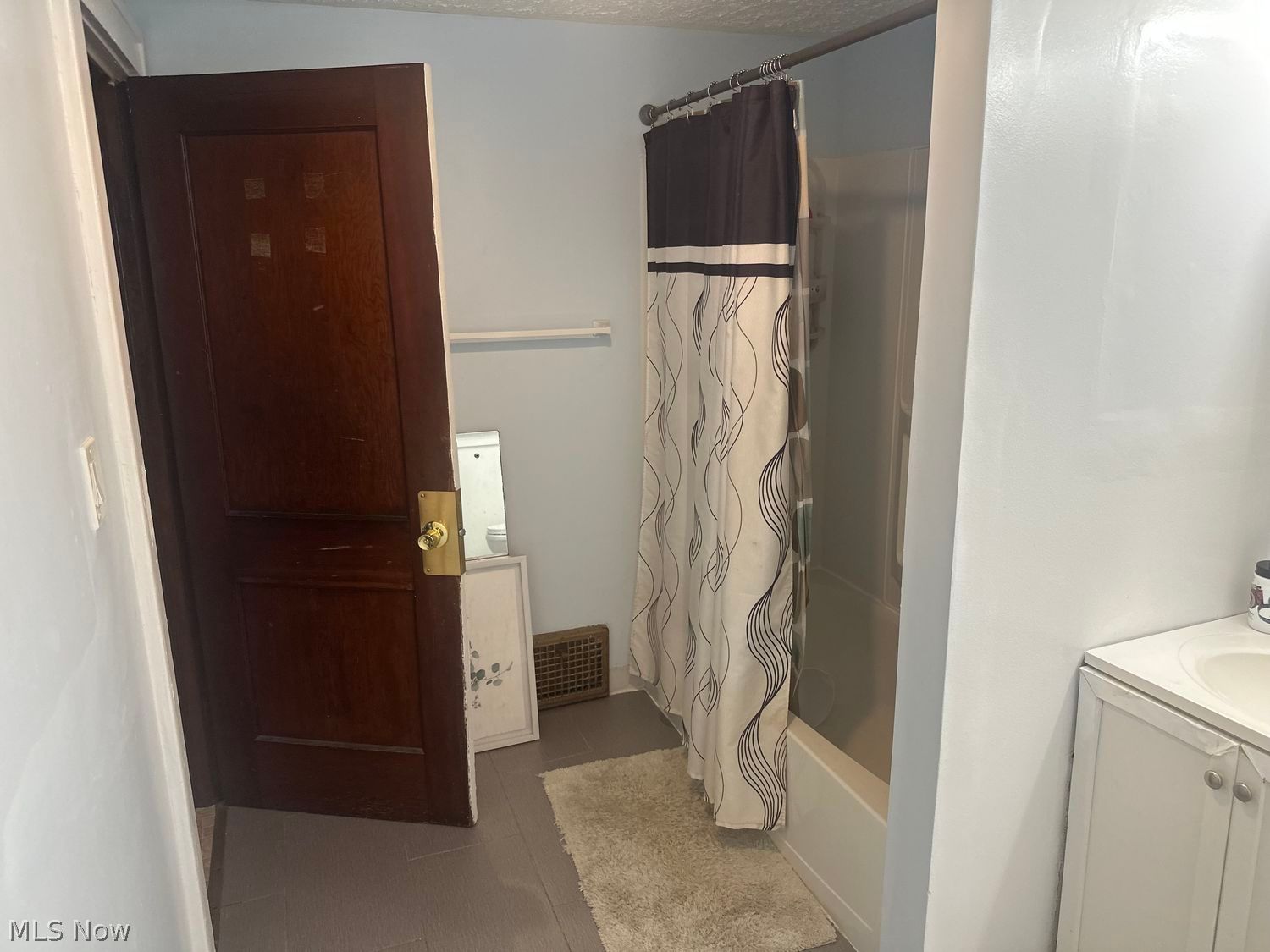 304 Cleveland Street Akron OH 44306