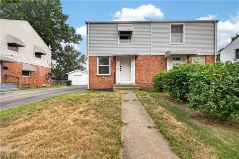 14227 Tuckahoe Avenue Cleveland OH 44111