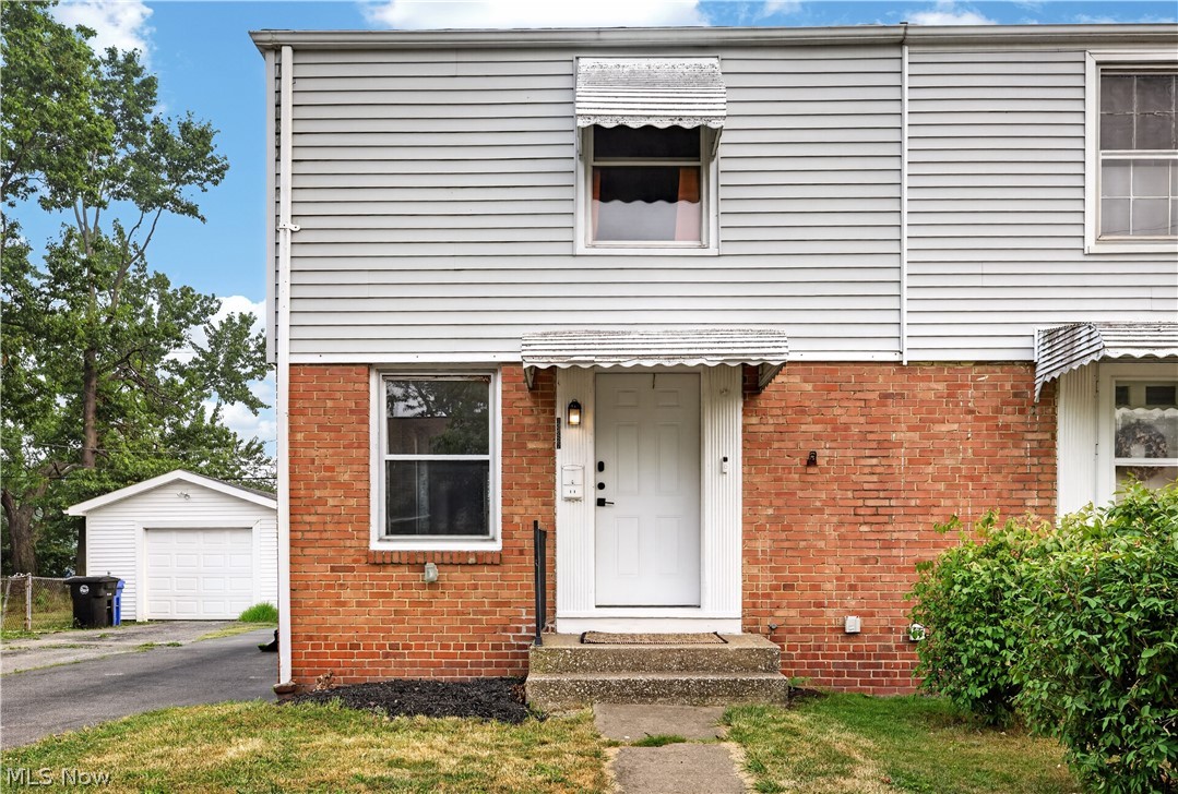 14227 Tuckahoe Avenue Cleveland OH 44111