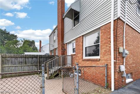 14227 Tuckahoe Avenue Cleveland OH 44111