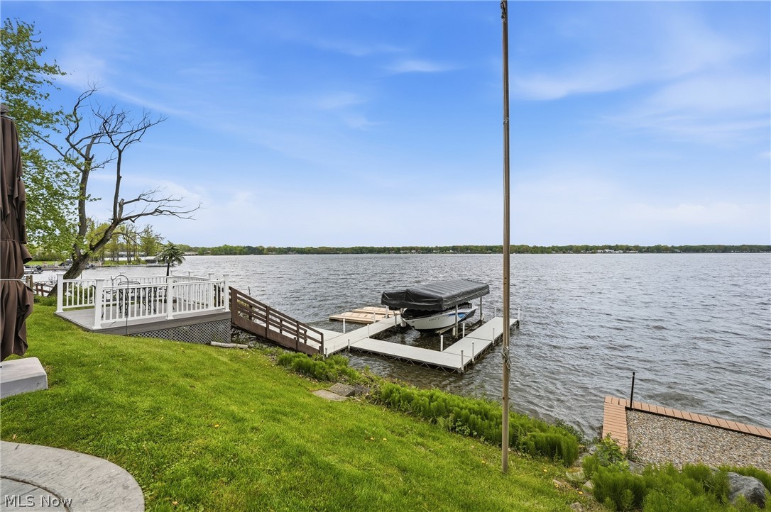 786 Harbor Avenue Lake Milton OH 44429