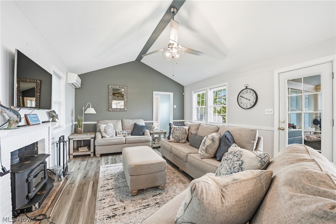 786 Harbor Avenue Lake Milton OH 44429