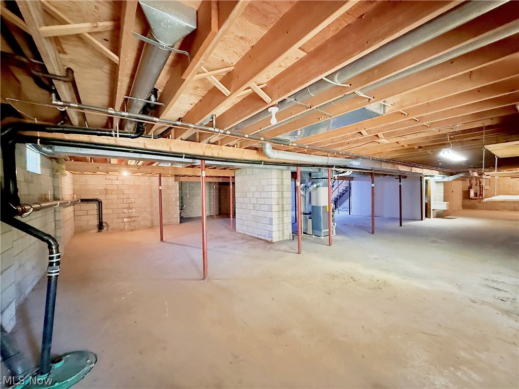 6899 Corrine Drive NW Canton OH 44718