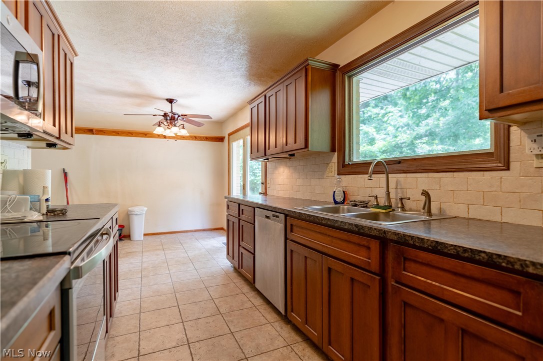 8944 Colton Street NW Massillon OH 44646