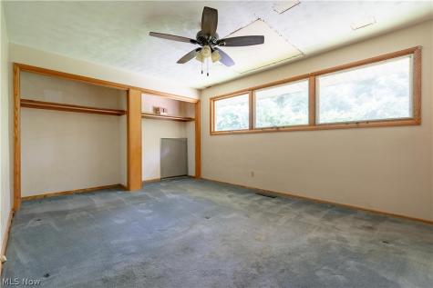 8944 Colton Street NW Massillon OH 44646