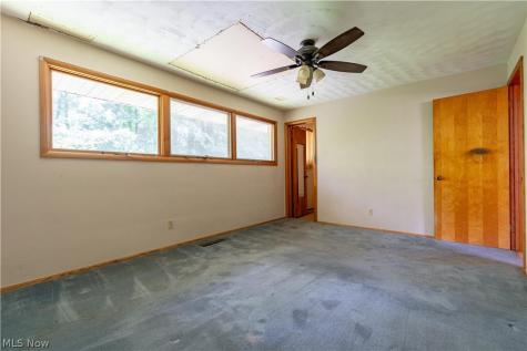 8944 Colton Street NW Massillon OH 44646