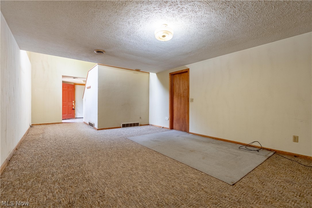 8944 Colton Street NW Massillon OH 44646
