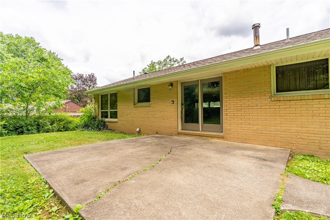 8944 Colton Street NW Massillon OH 44646