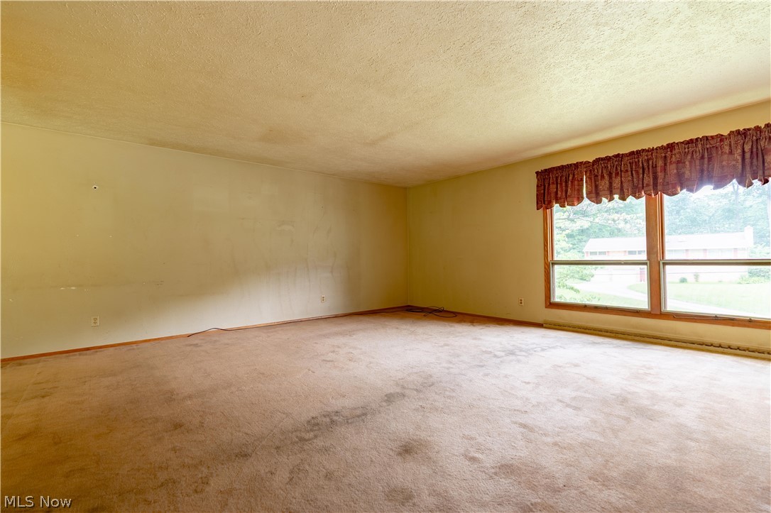 8944 Colton Street NW Massillon OH 44646