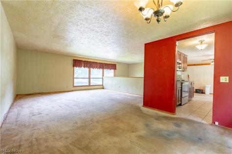 8944 Colton Street NW Massillon OH 44646