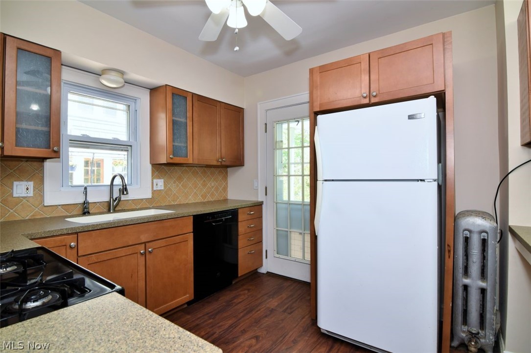 2661 Shaker Road Cleveland Heights OH 44118