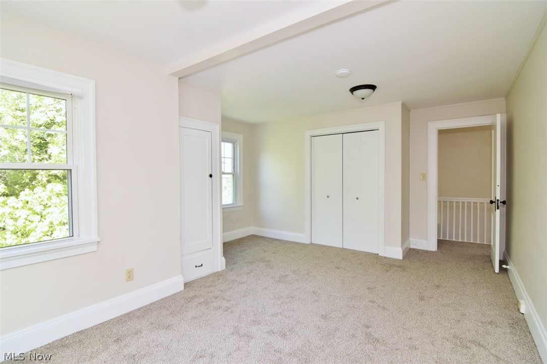 2661 Shaker Road Cleveland Heights OH 44118