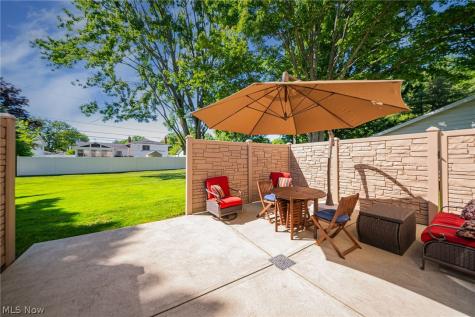 27631 Edgepark Boulevard North Olmsted OH 44070