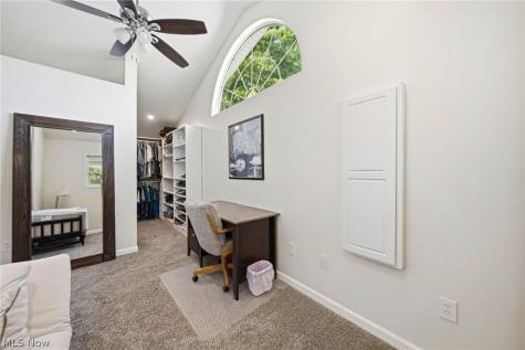 27631 Edgepark Boulevard North Olmsted OH 44070