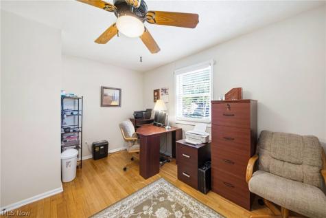 27631 Edgepark Boulevard North Olmsted OH 44070