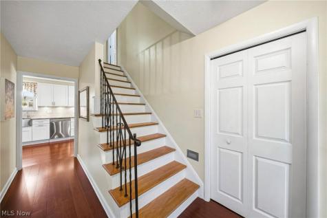 27631 Edgepark Boulevard North Olmsted OH 44070