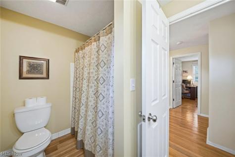 27631 Edgepark Boulevard North Olmsted OH 44070