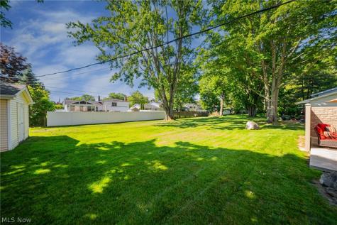 27631 Edgepark Boulevard North Olmsted OH 44070