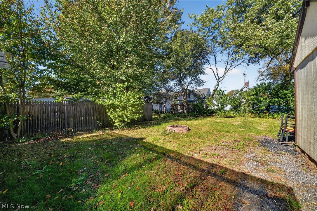 1649 W 8th Street Ashtabula OH 44004