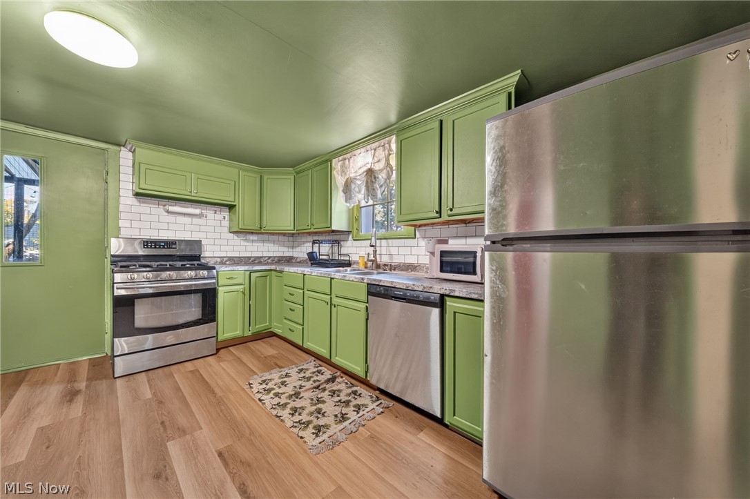 1649 W 8th Street Ashtabula OH 44004